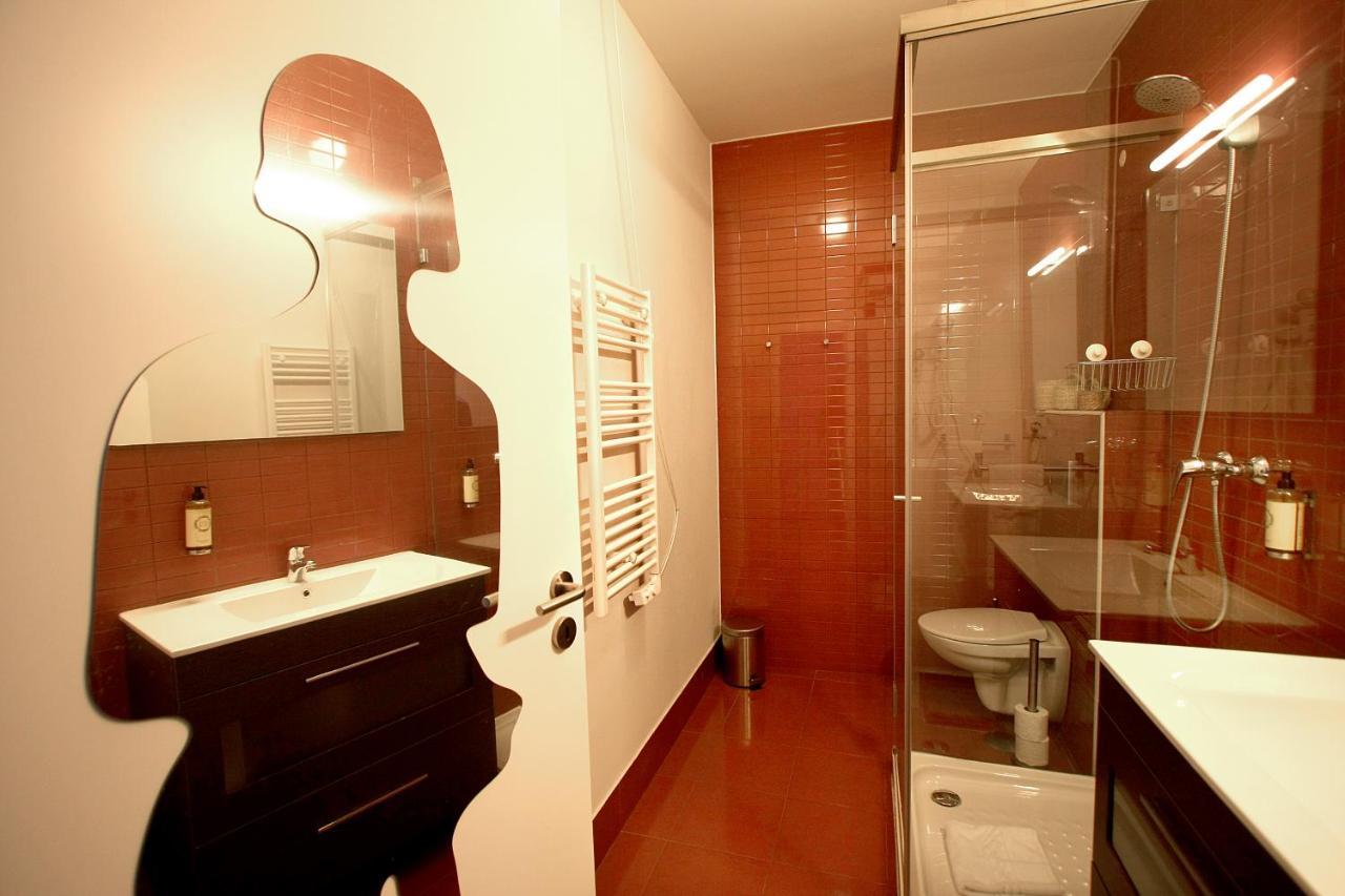 Clube Charming Apartments - Clerigos Porto Ngoại thất bức ảnh